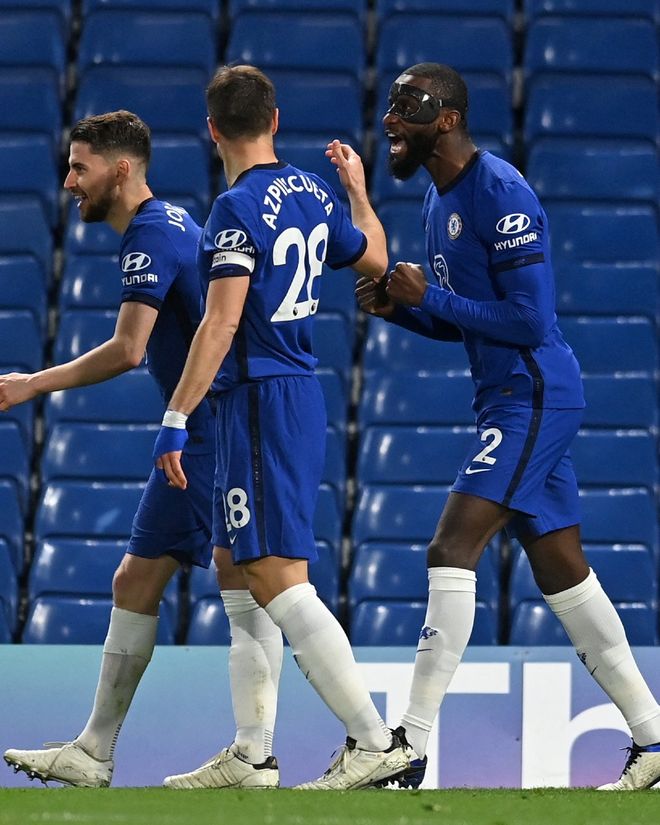 西甲体育新闻最新汇总 联赛节奏与格局变化分析