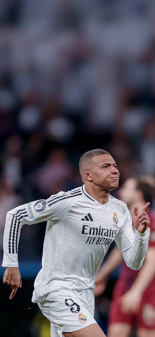 [中超]青岛西海岸小胜长春亚泰