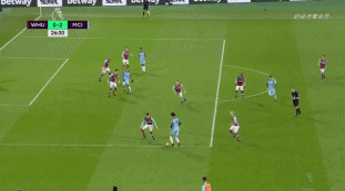 [NBA]詹姆斯26分 湖人险胜太阳