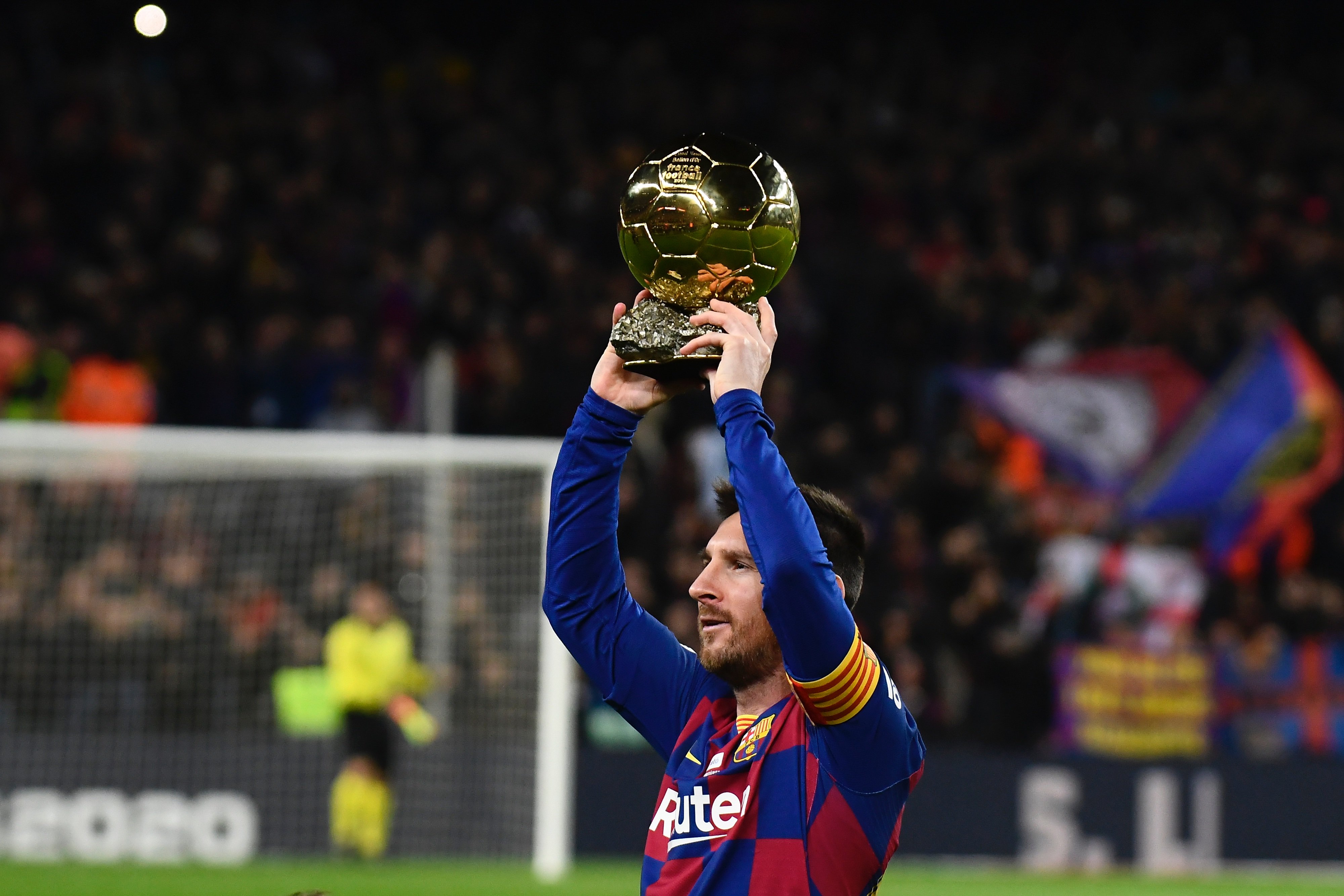 《魔域》全球街舞冠军领衔热血战舞炸街