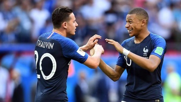 足总杯：索博斯洛伊世界波 利物浦4-1巴恩斯利晋级