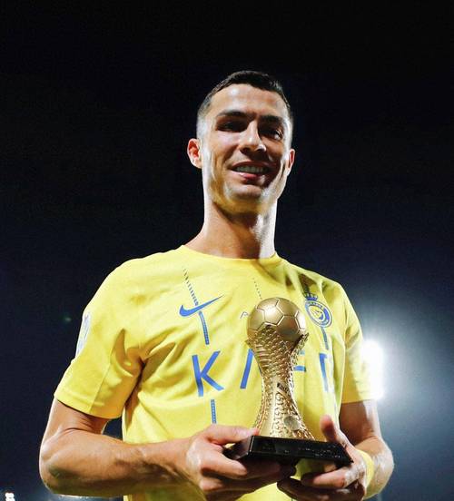 带领国米三战全胜，齐沃当选意甲12月最佳教练