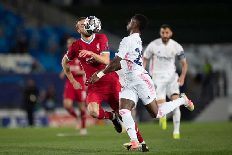 游侠晚报：《泰拉瑞亚》新版送审定档 萝莉大跳秧歌舞