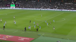 六分领跑却遭嘘声？阿森纳的冠军焦虑正在杀死美丽足球？